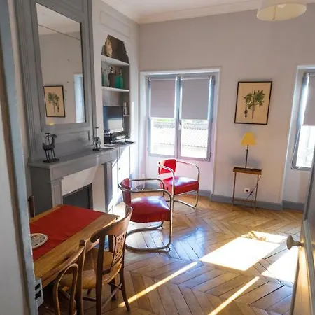 La Cour Des Chevau-legers Apartment *