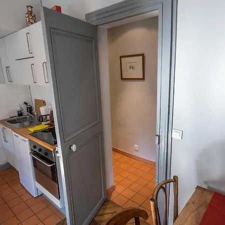 La Cour Des Chevau-legers Apartment Versailles